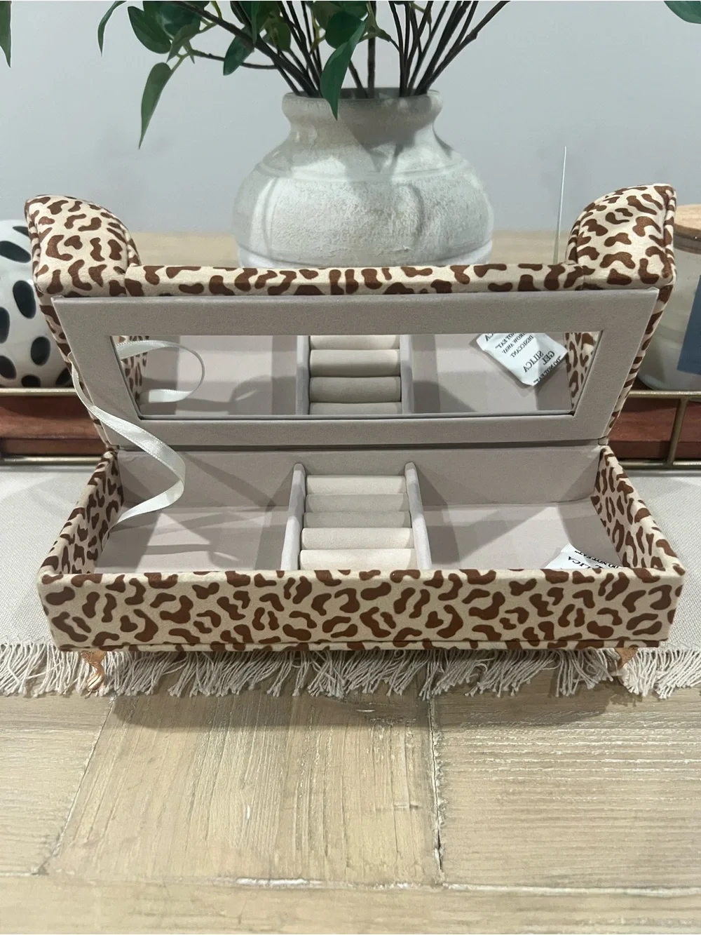 NWT Leopard Print Miniature Sofa Jewelry Organizer